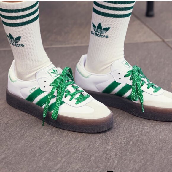 Adidas Sambae cloud White Leather Sneaker Shoe Size 7 NEW WITH TAG green and gum - Picture 1 of 9